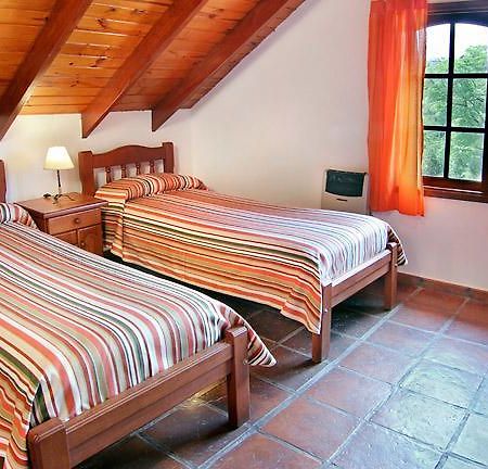 Complejo De Cabanas Llatani Hotell Los Reartes Exteriör bild